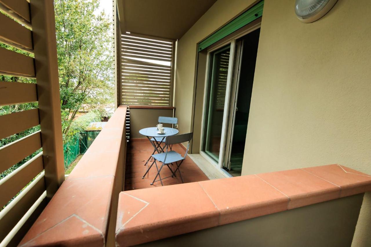 Residence San Francesco Tirrenia Bagian luar foto