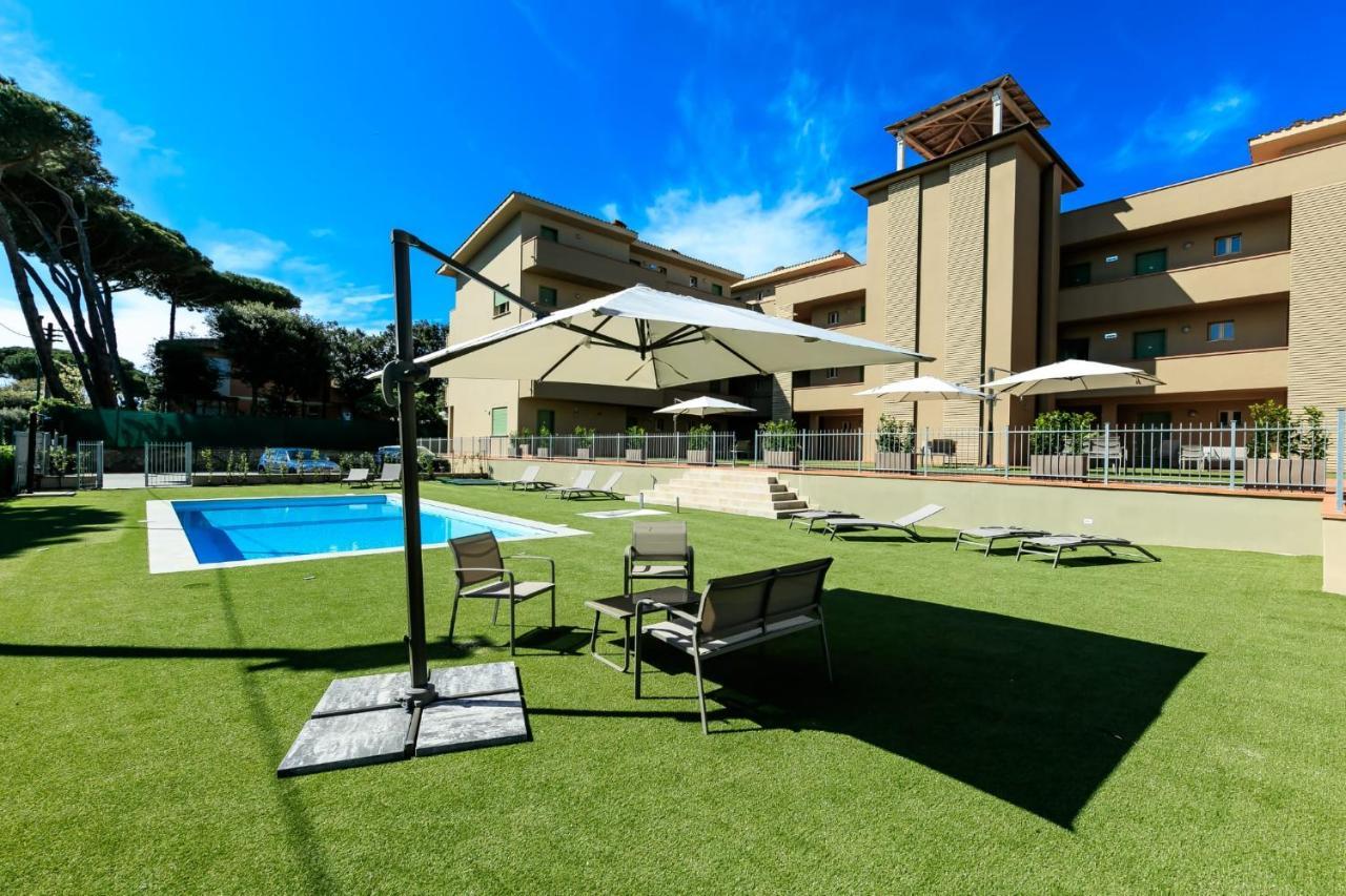 Residence San Francesco Tirrenia Bagian luar foto