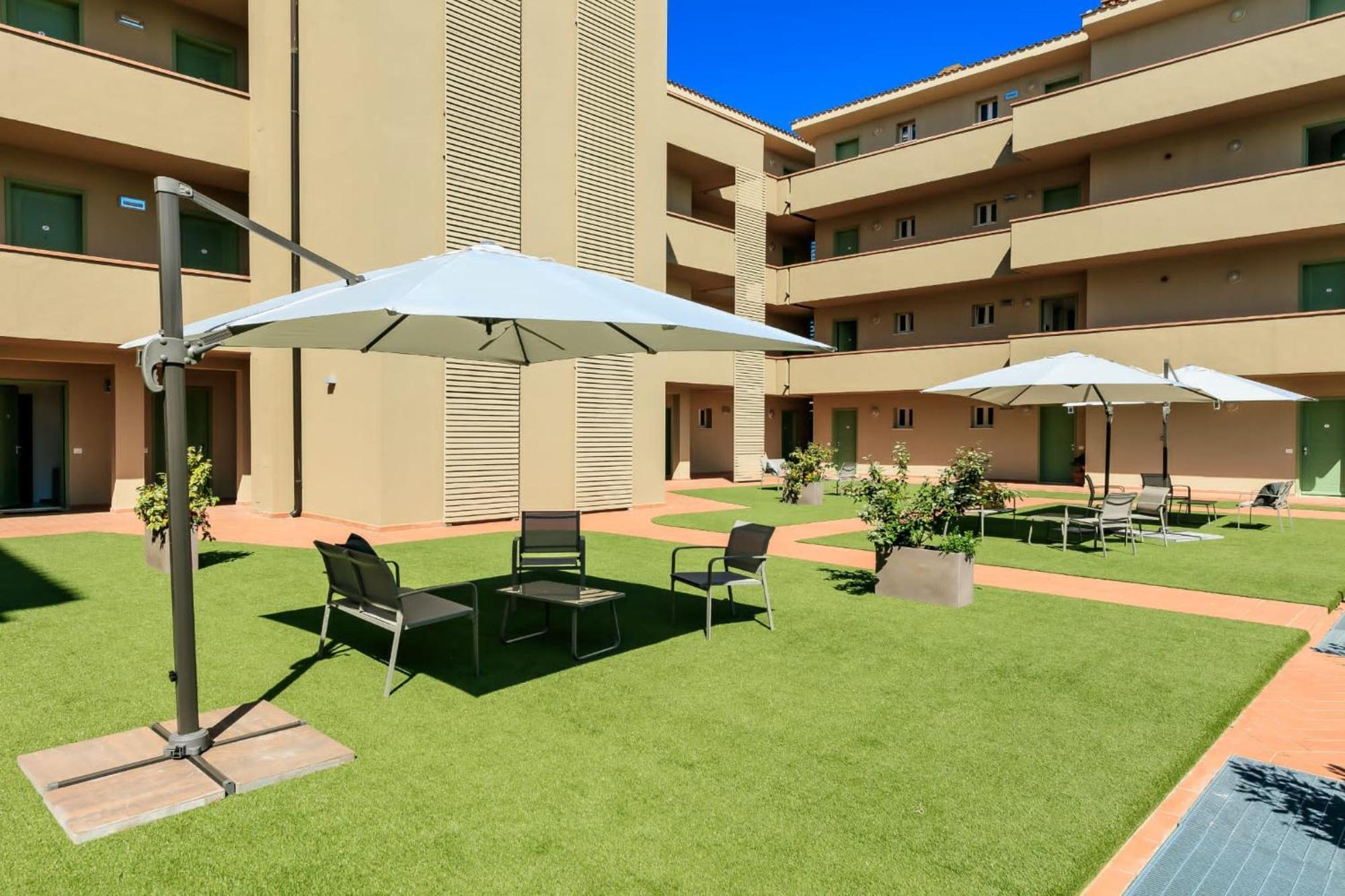 Residence San Francesco Tirrenia Bagian luar foto